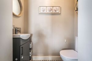 Photo 16- click for photo gallery